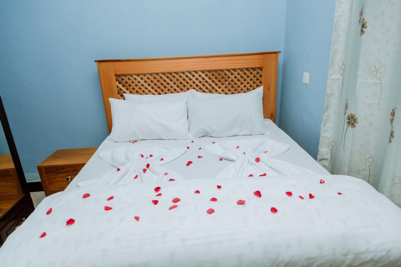 Kisanga Homestay Моши Екстериор снимка