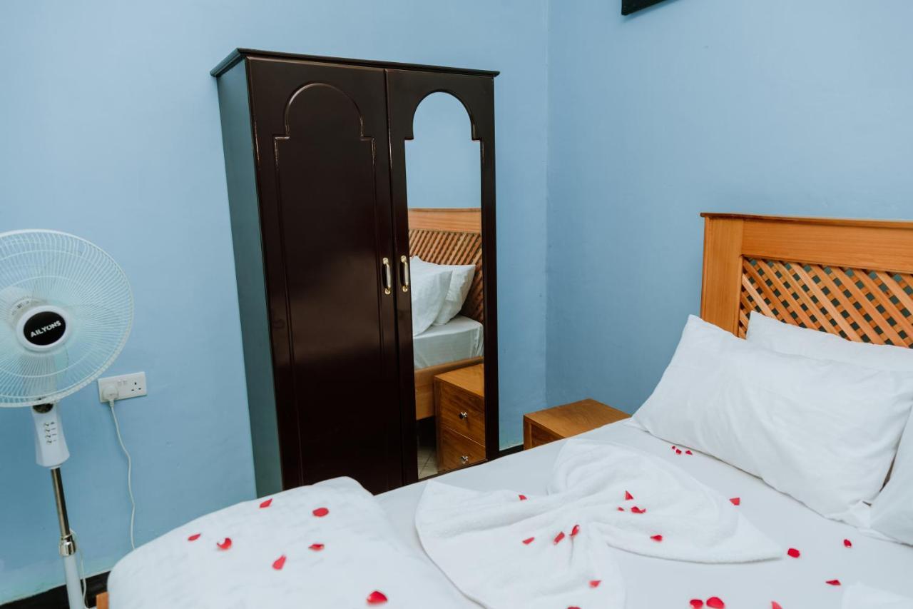 Kisanga Homestay Моши Екстериор снимка