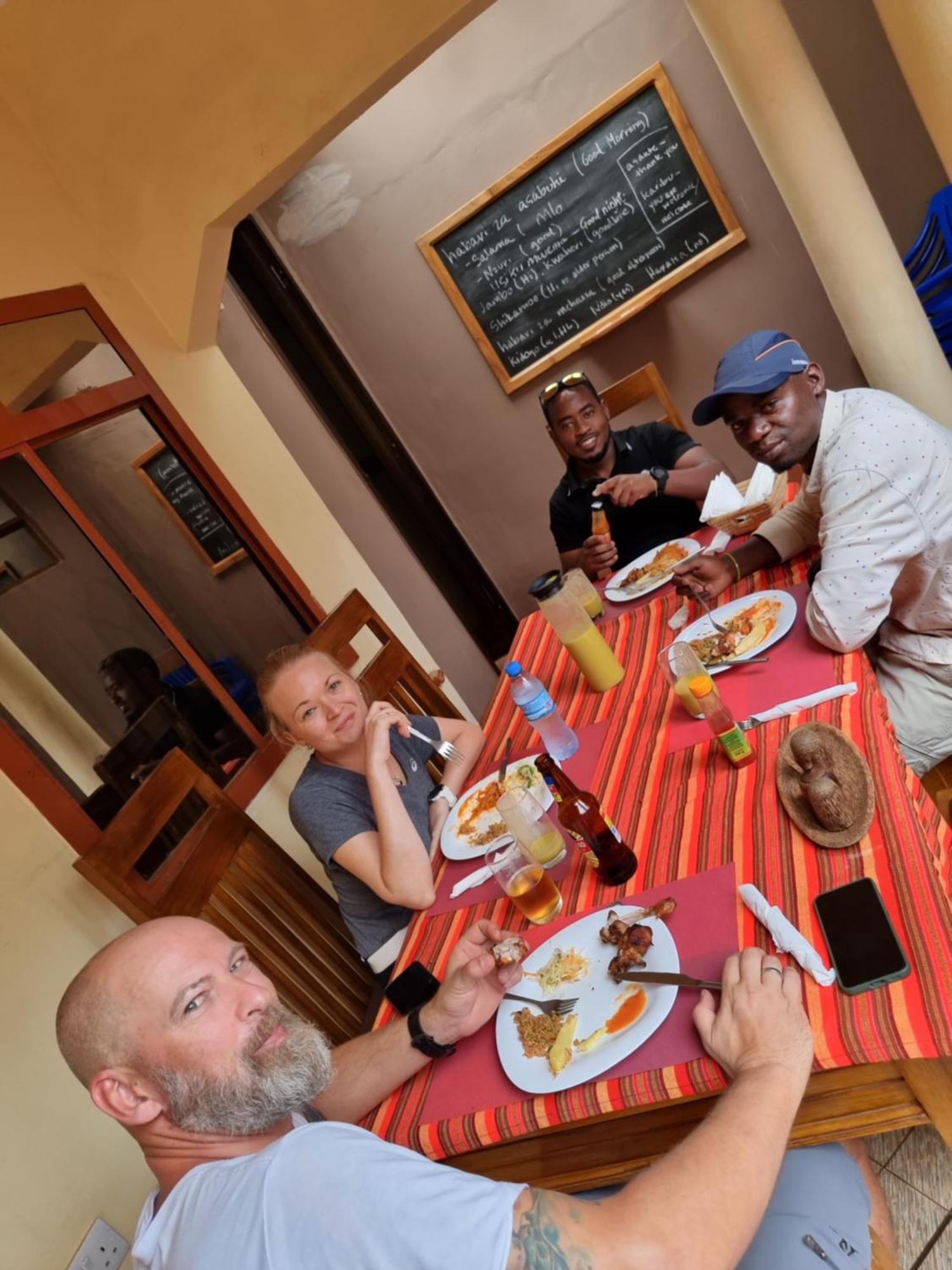 Kisanga Homestay Моши Екстериор снимка